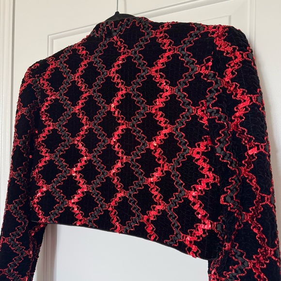 Nu Mode Vintage Black and Red Cropped velvet sequins Puff Shoulder open bolero - Picture 7 of 11